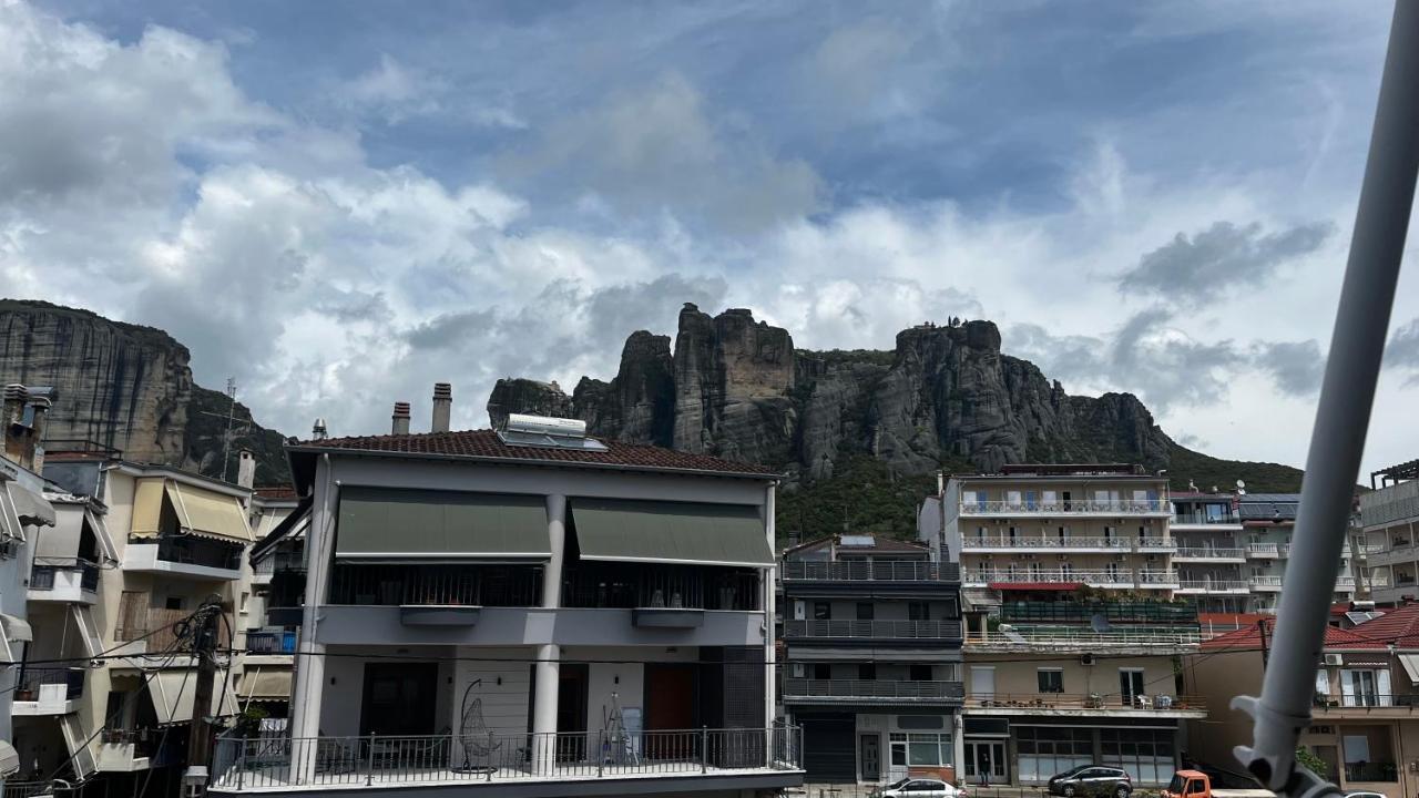 The Side Of Meteora Majestic Apartment Калампака Екстериор снимка