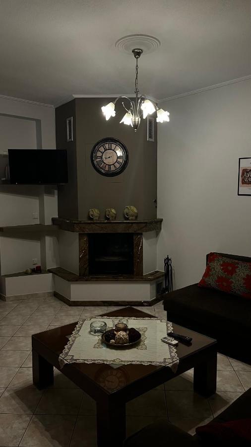 The Side Of Meteora Majestic Apartment Калампака Екстериор снимка